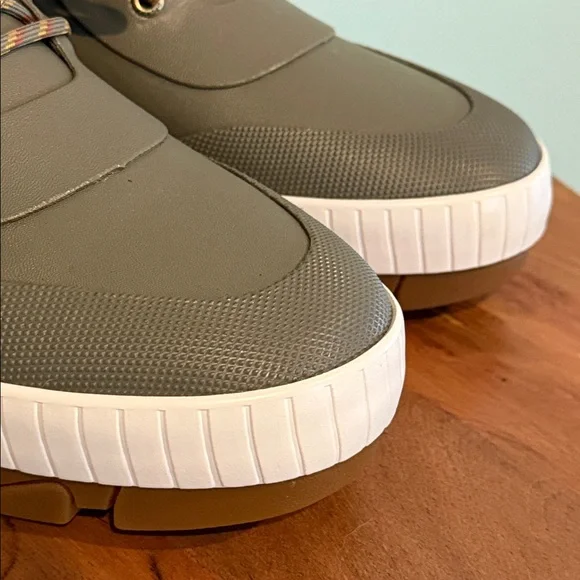 Sperry Torrent Chelsea style slip on rain boot 🤍 - Picture 6 of 7